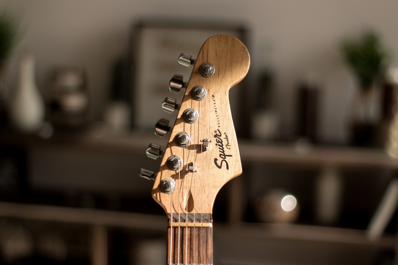 Electric guitar, guitar, squier — Epoxy Flooring Florida - Choosing The Right Type Of Epoxy