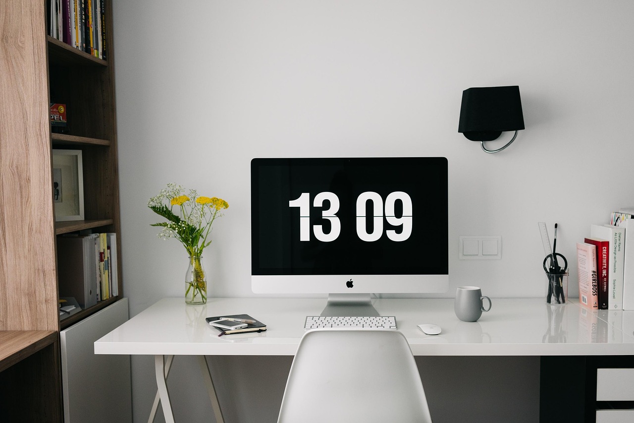 Home, office, workspace — Quick Guide On quebec immigrant investor program