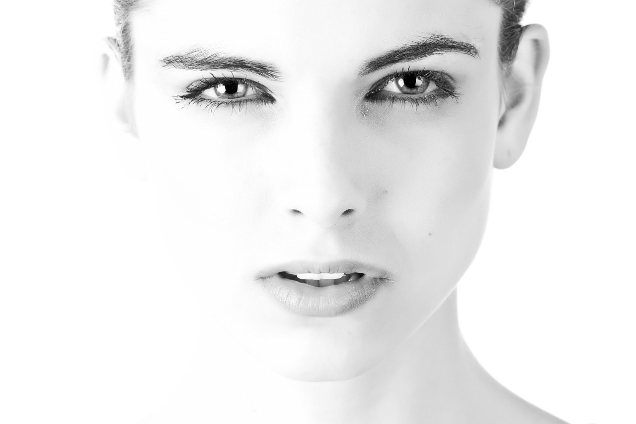 Woman, face, portrait — What Makes Some Pearls More Valuable Than Others?